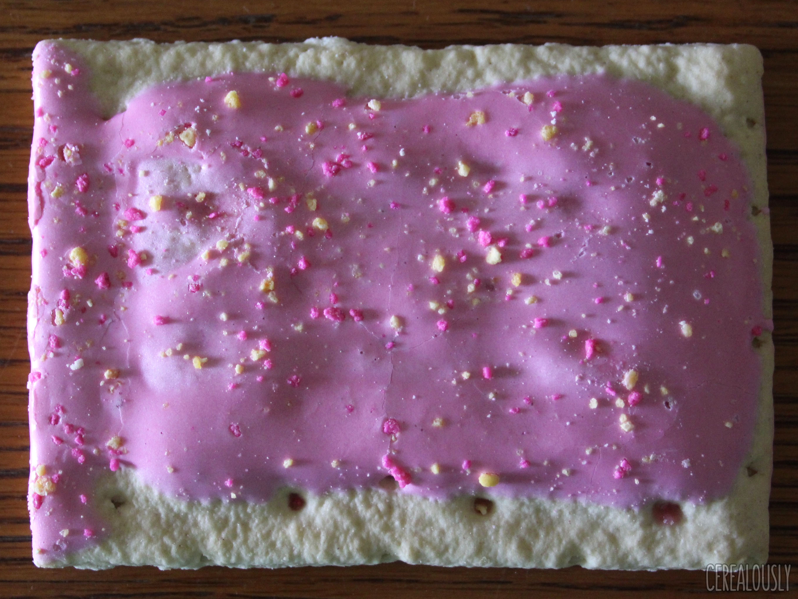 Review Kellogg’s Limited Edition Frosted Pink Lemonade PopTarts