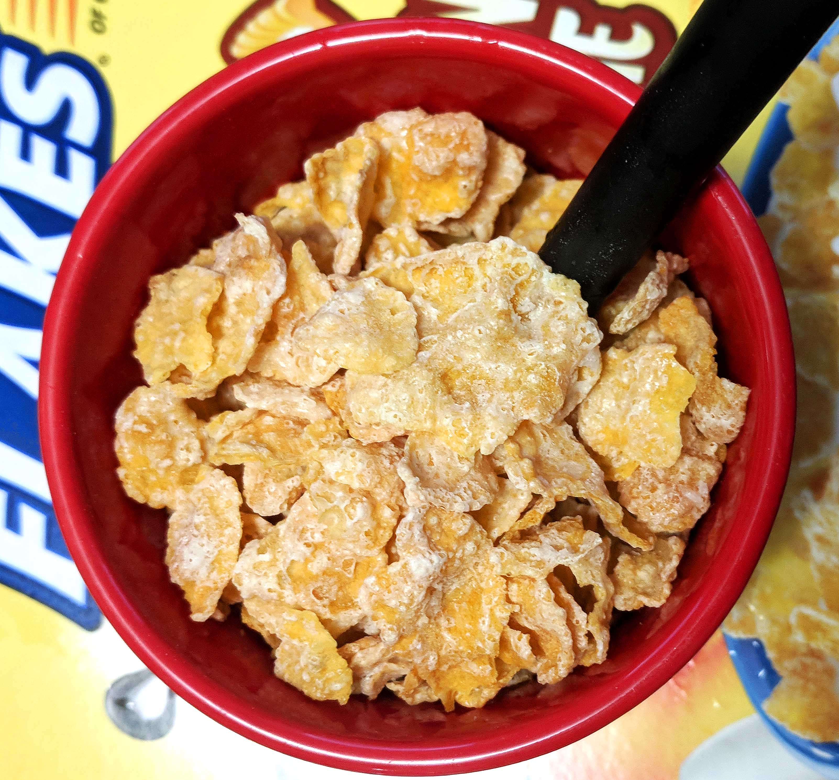 Review: Banana Creme Frosted Flakes