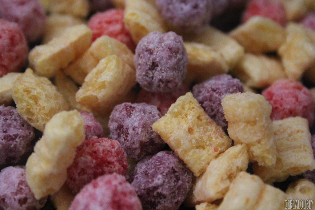 Mom's Best Jungle Berry Crunch 