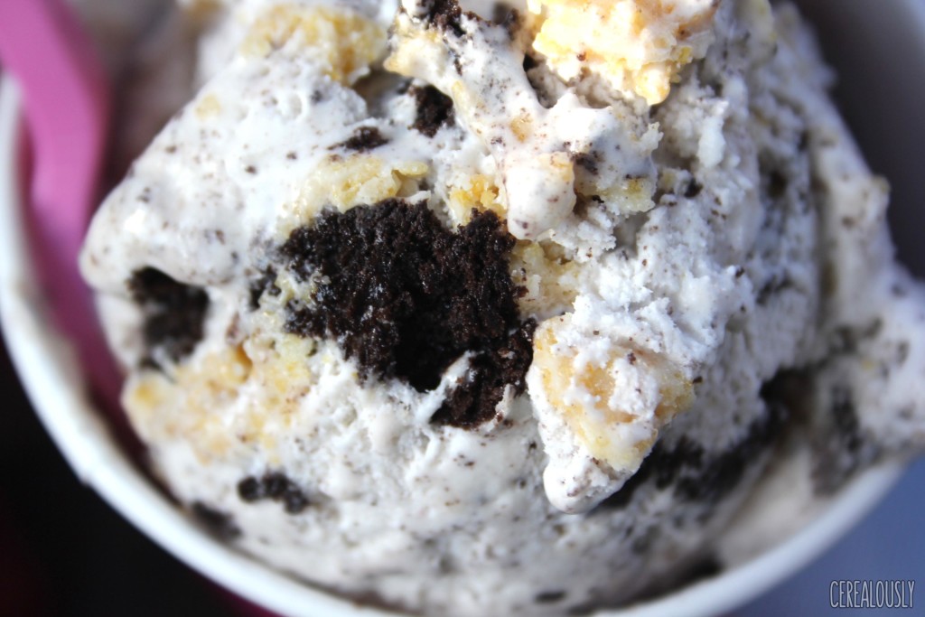 Baskin-Robbins Oreo Milk 'n Cereal Ice Cream Cookies