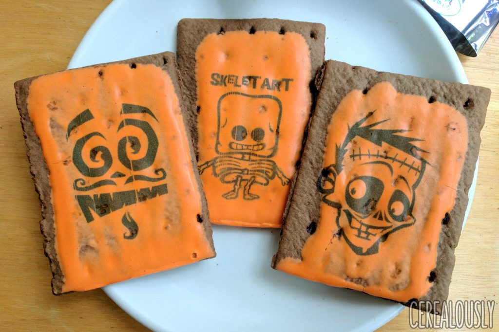 Kellogg's Halloween Edition Printed Fun Chocolate Fudge Pop-Tarts Review – Plain