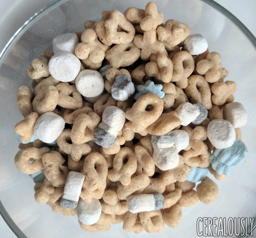 General Mills Cinnamon Vanilla Lucky Charms Holiday Cereal Review Christmas