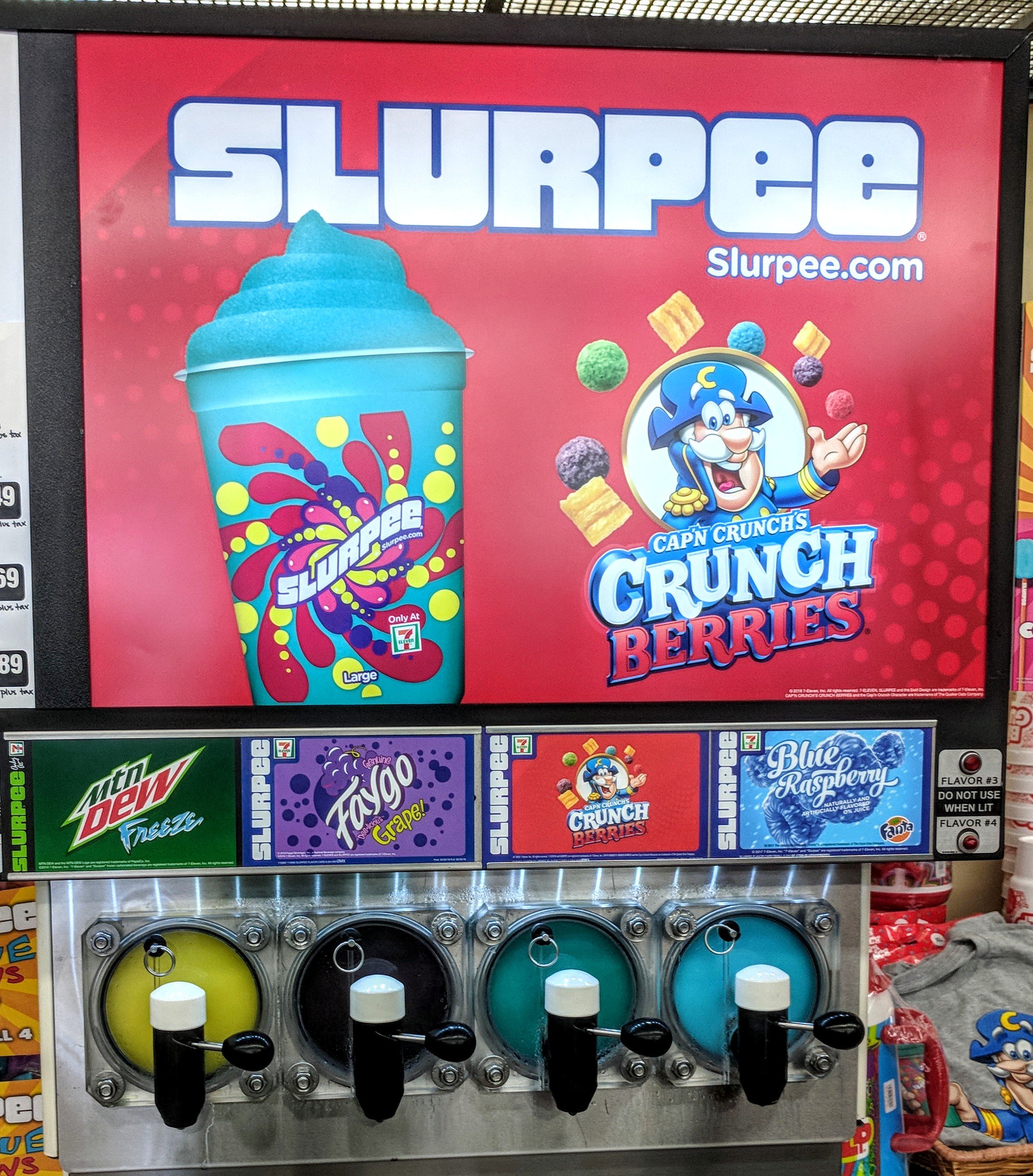 7-Eleven Cap'n Crunch's Crunch Berry Slurpee REVIEW!