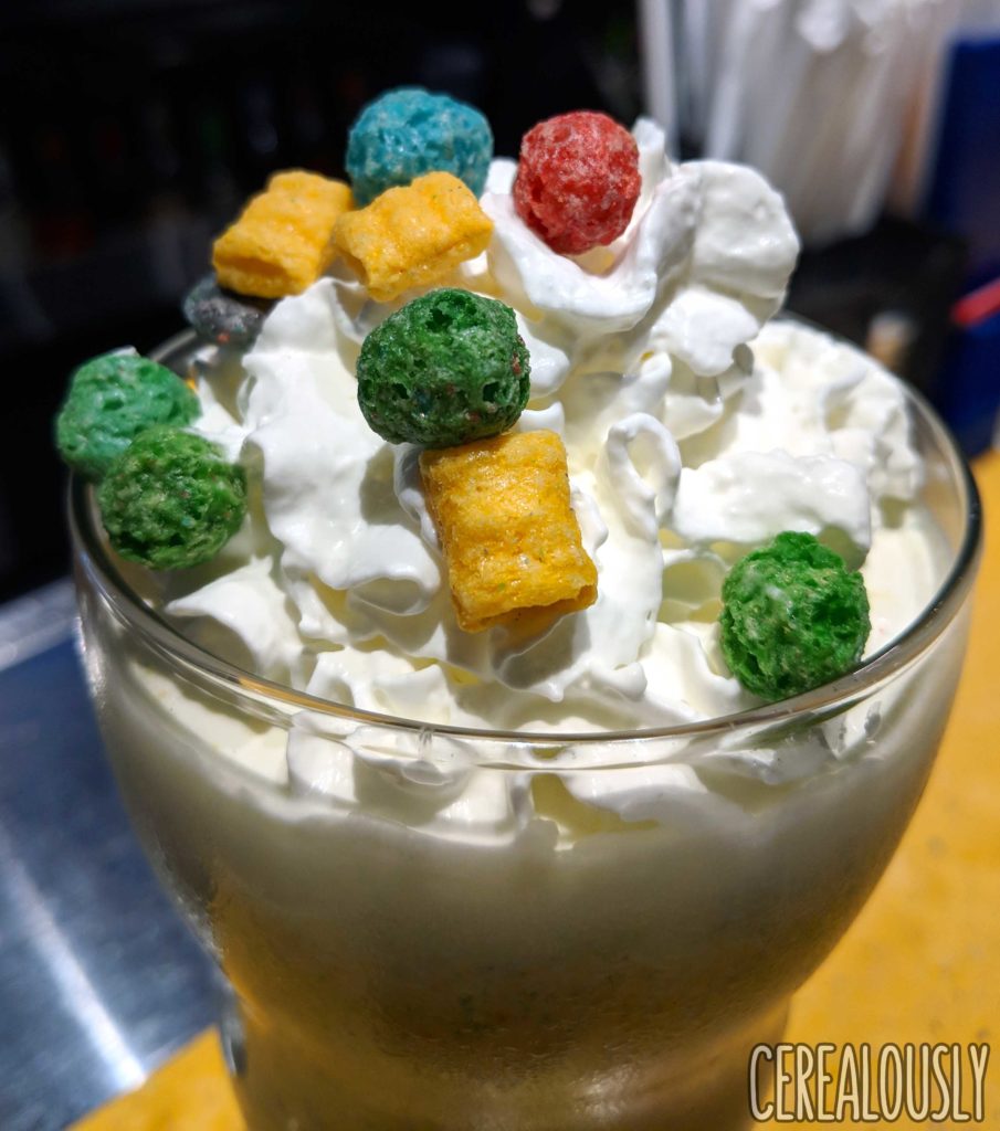 cap'n-crunch-buffalo-wild-wings-crunch-berries-blender-review-cereal-shake-pieces