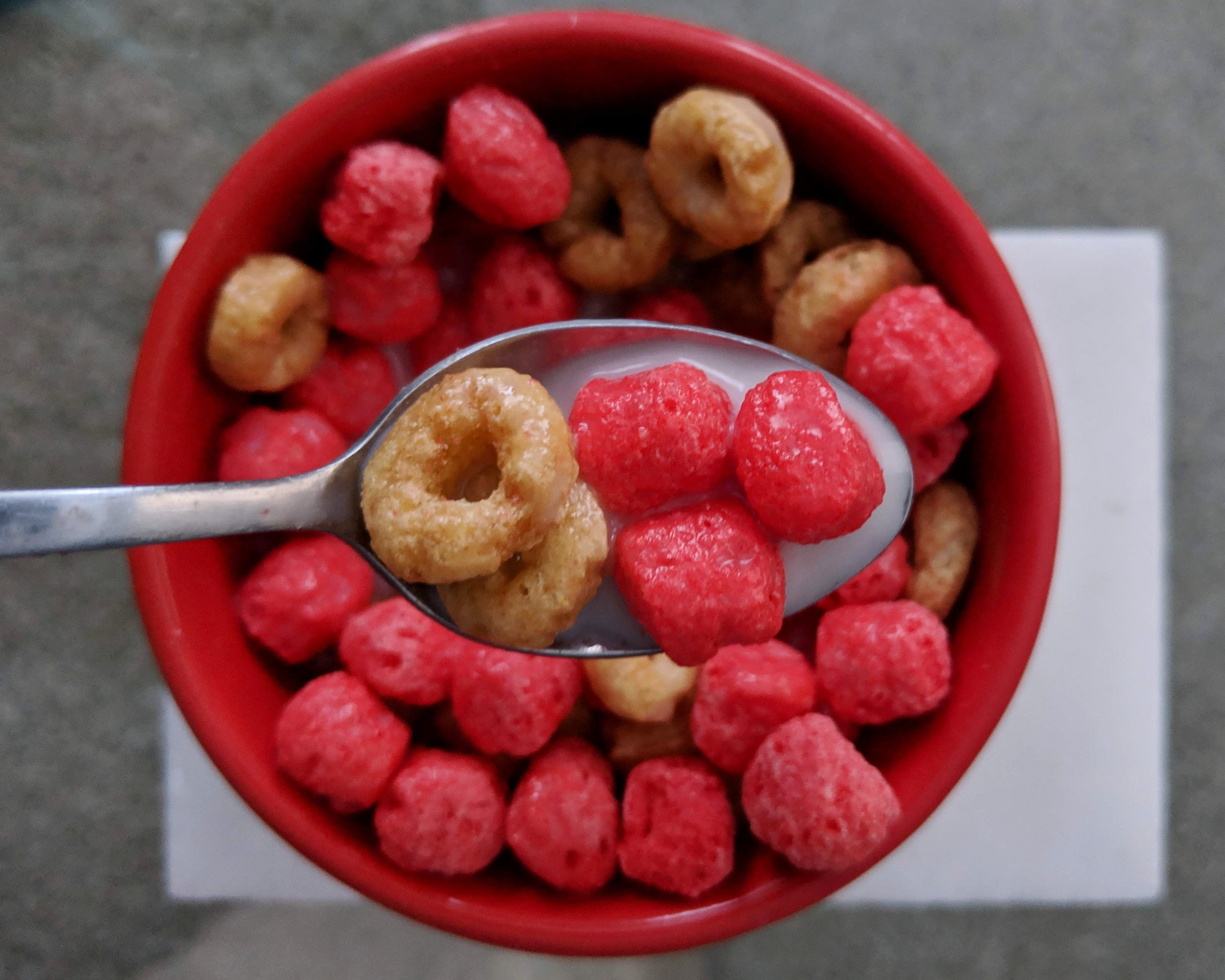 Cap'n Crunch's Strawberry Shortcake Crunch Cereal Review Milk