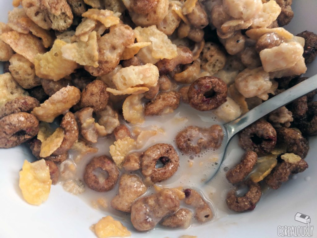 Post & Honey Brunches of Oats Chicken & Waffles + Maple Bacon Donut Cereals Review Mixed