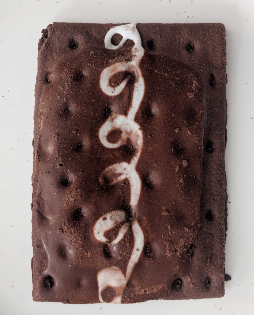 Kellogg's Chocolate Cupcake Pop-Tarts Review