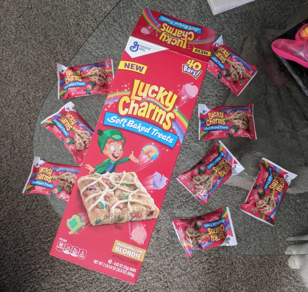 Lucky Charms Marshmallow Blondies Soft Baked Treats Review Box