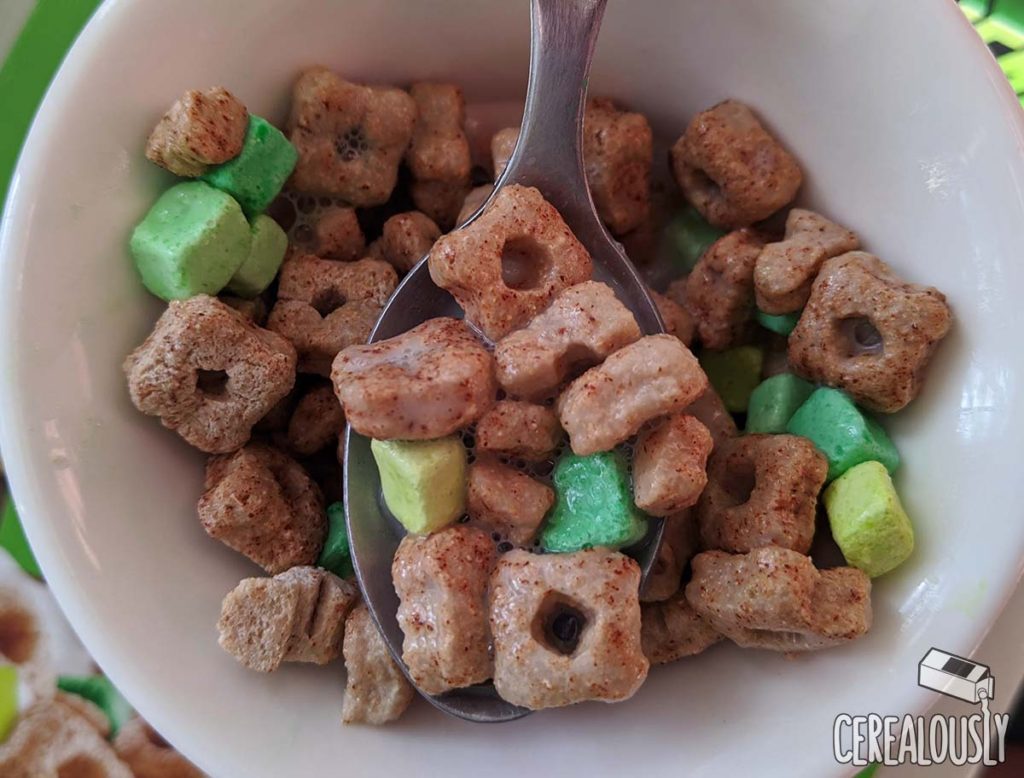 Minecraft Creeper Crunch Cereal Review Milk